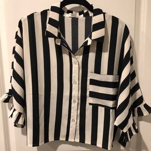 Elle Rae cropped black and white stripe top